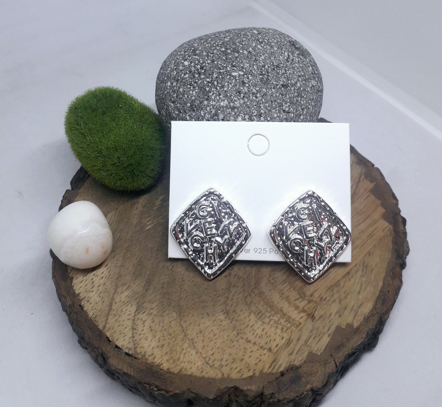 Funky Silver Shade Stud