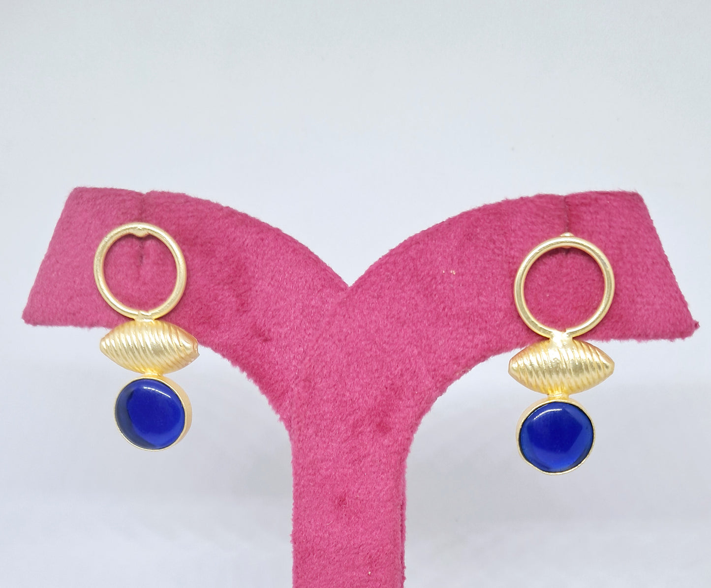Charming Monalisa Stone Earring