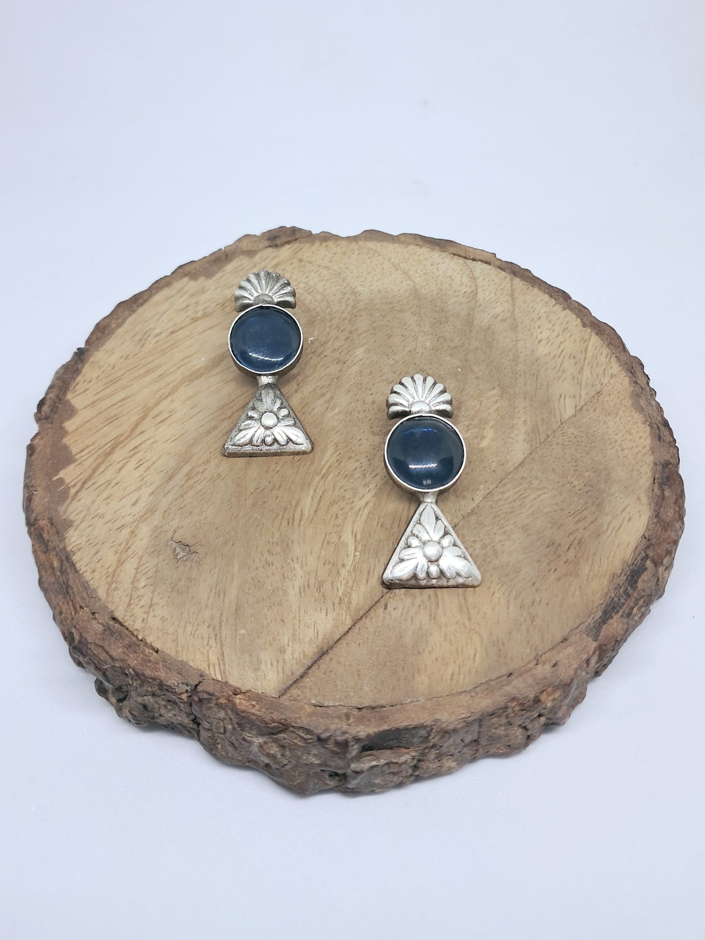 Graceful Studs