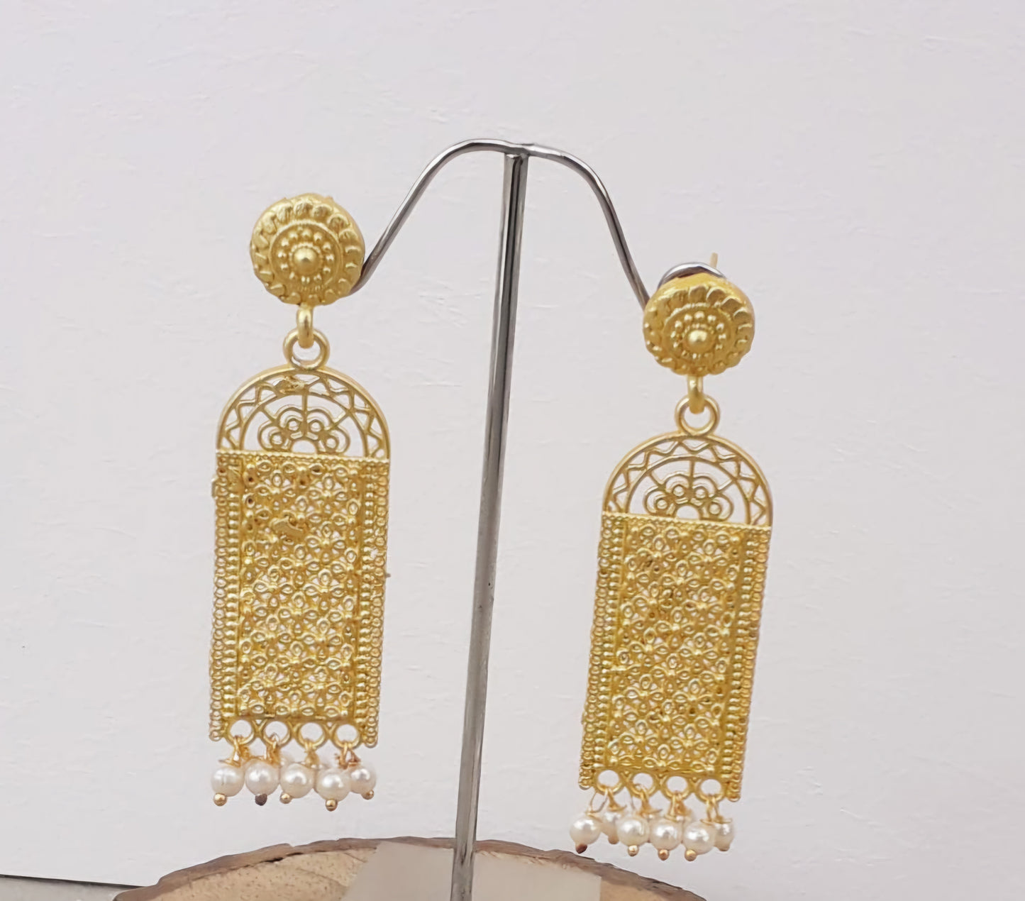 Long Traditional Dangler