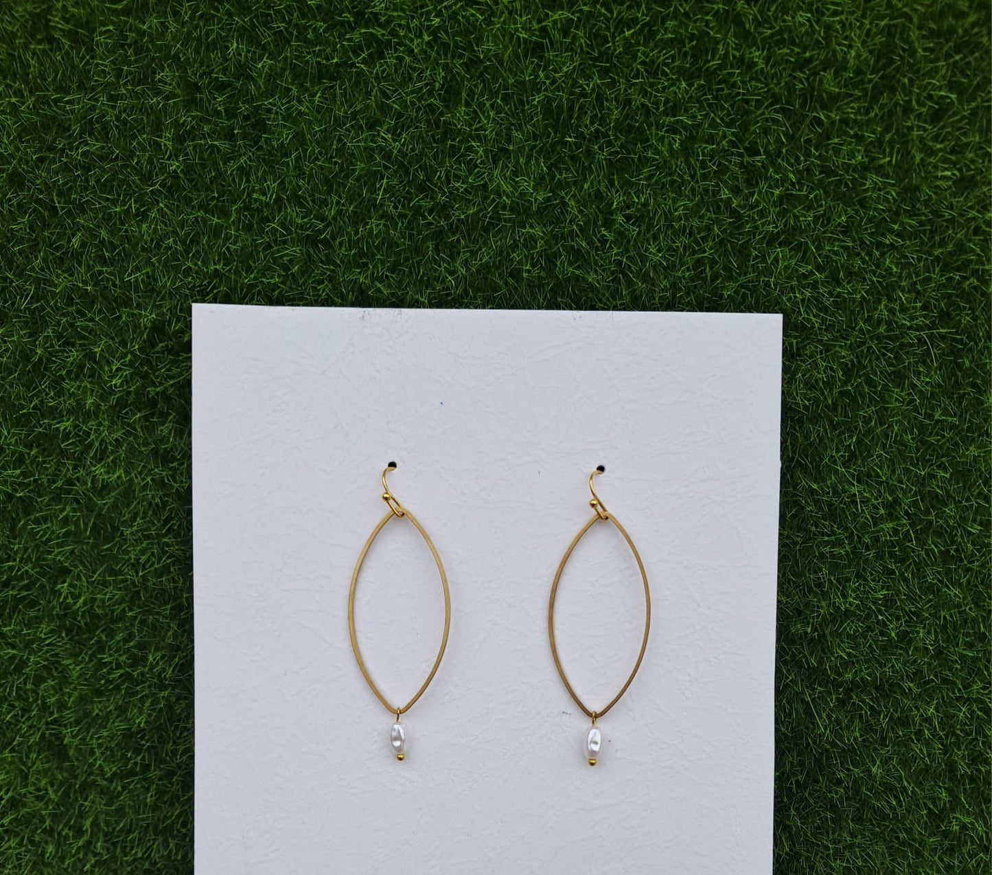 Feather light Trending Earrings