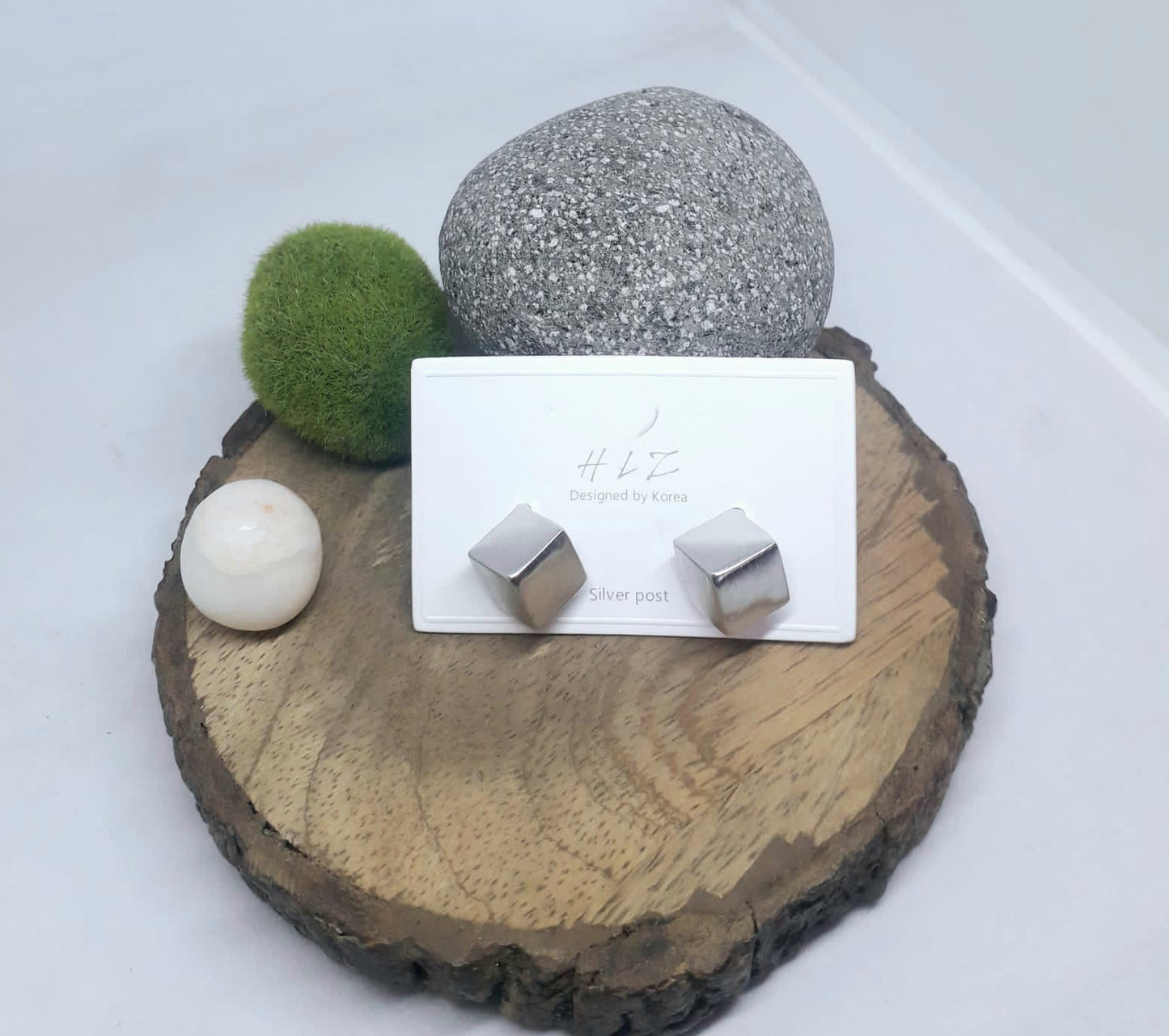Silver Cube Style Stud