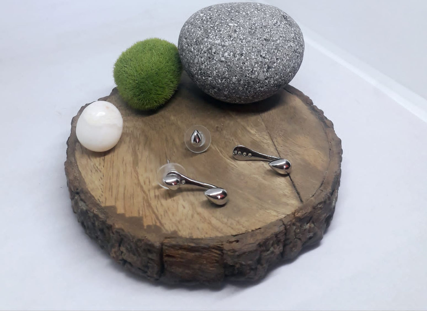 Stylish Tear Drop Studs