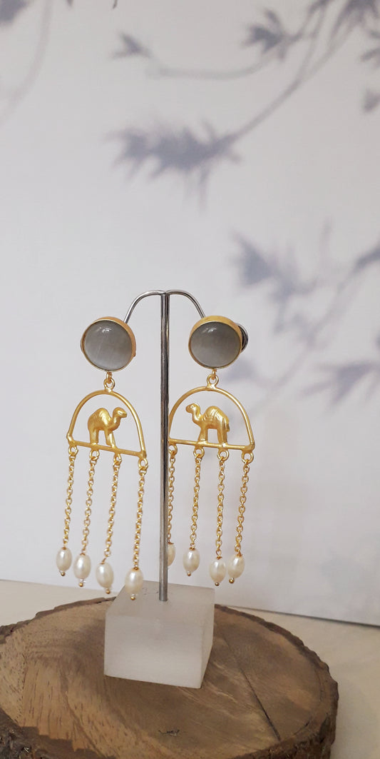 Camel Chain Earrings