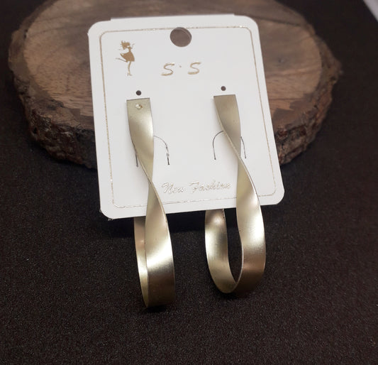 Trendy Twisted Themed Earrings