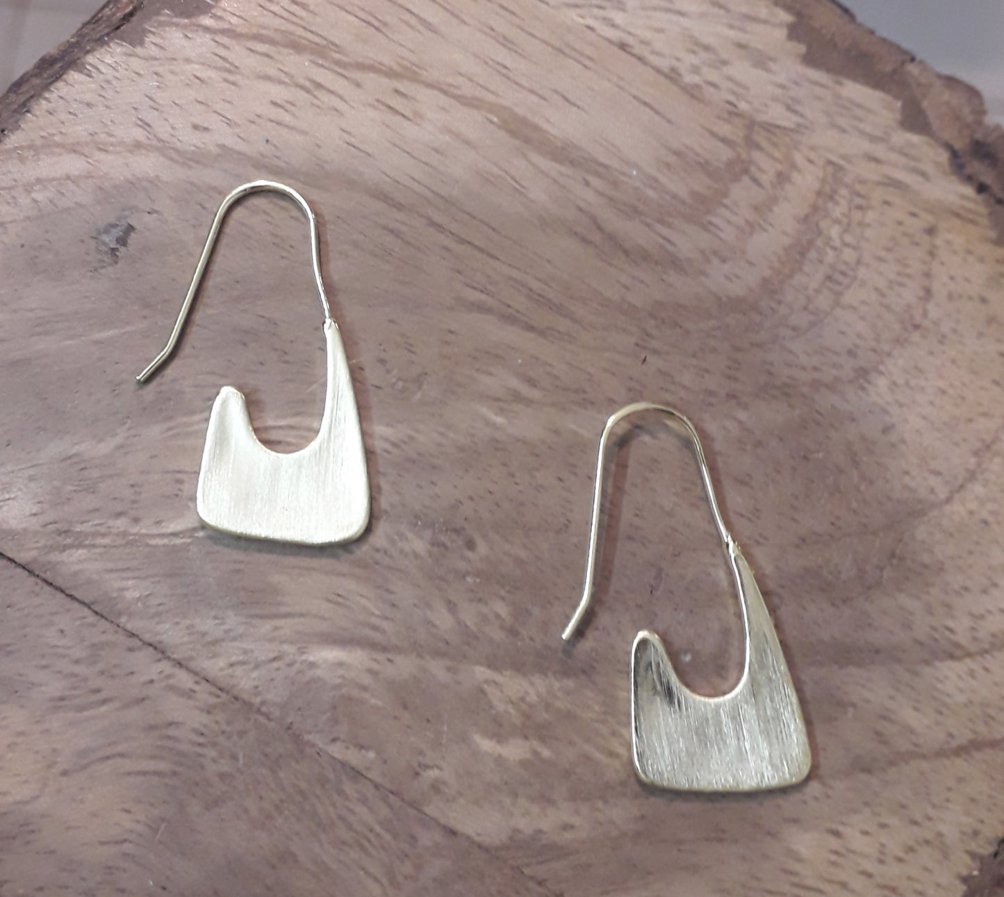 Sophisticated Flat Earrings
