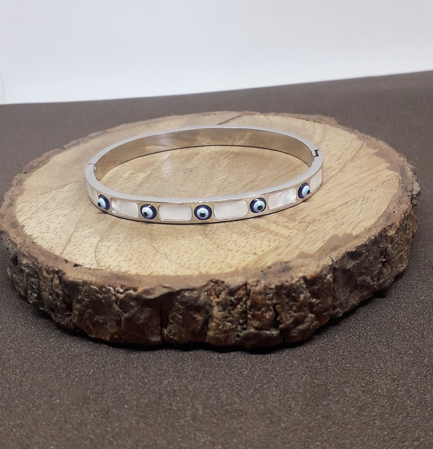 Elegant Evil Eye cuff Bracelet