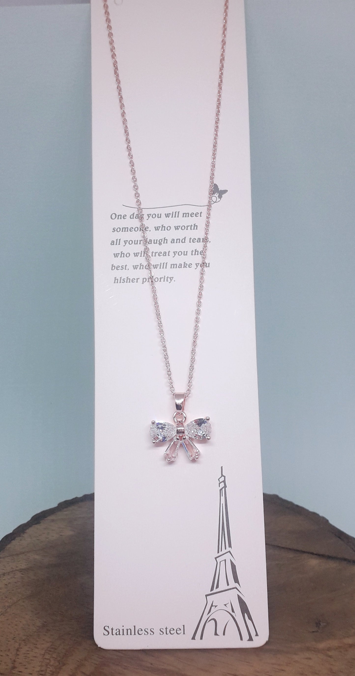 Bow Studded Pendant Chain