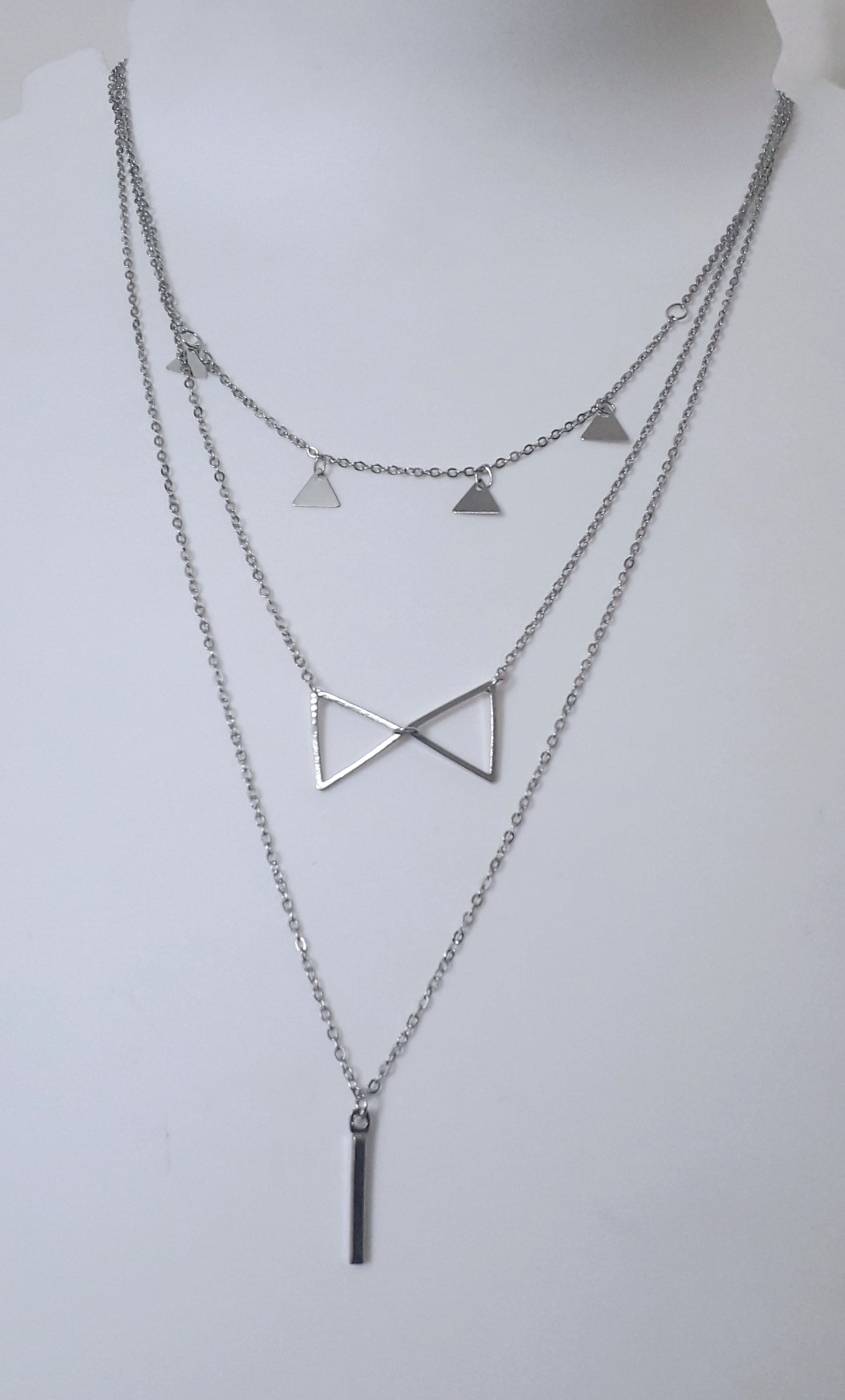 Splendid Layered Chain