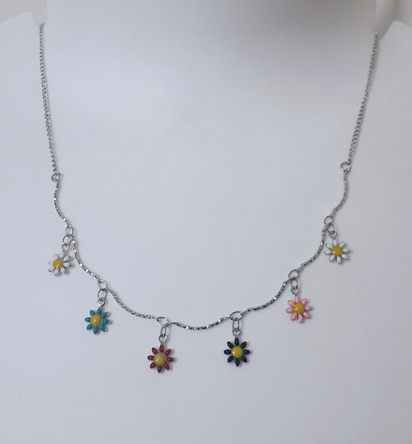 Multicolored Flower Pendant chain