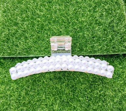 Pearl Themed Hair Clip