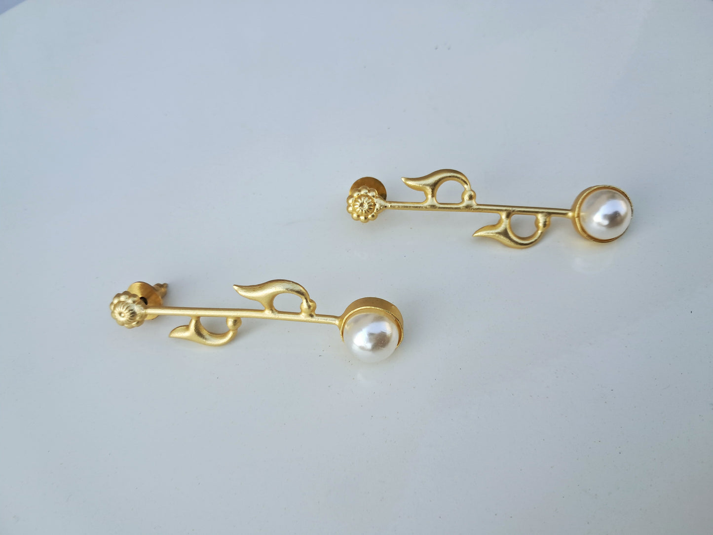 Ever Stylish Contemporary earrings