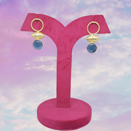 Charming Monalisa Stone Earrings