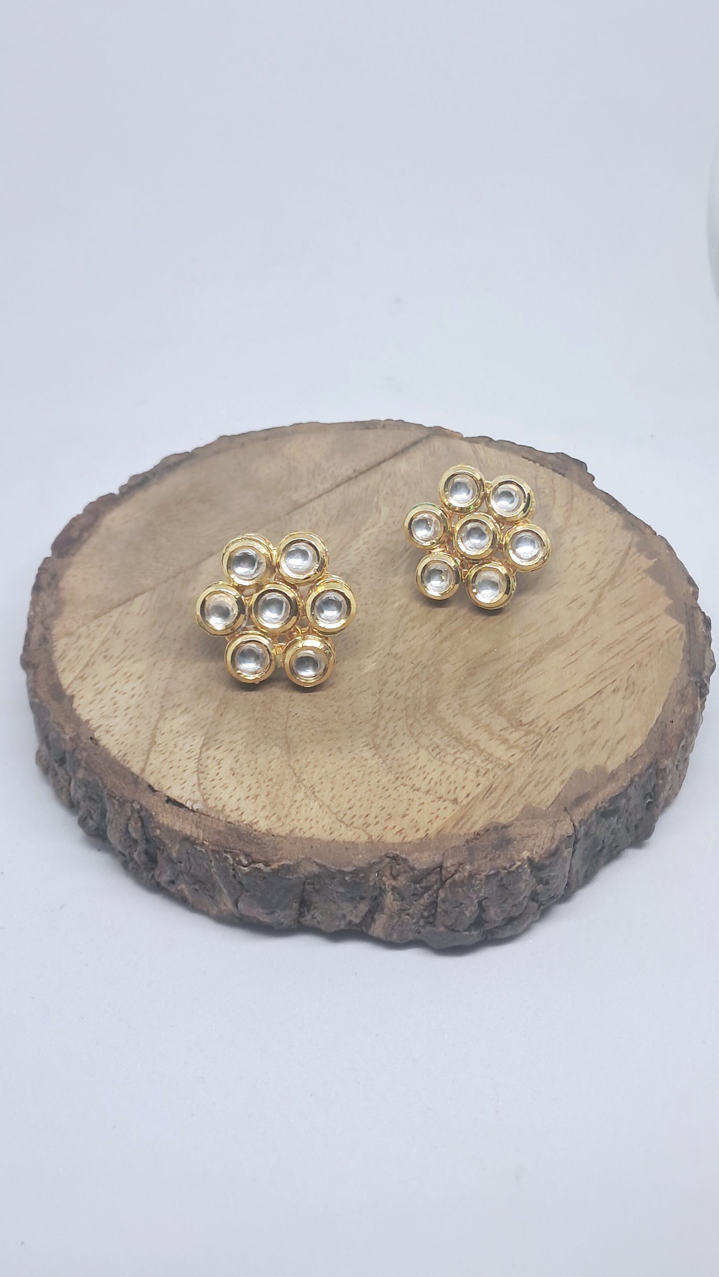 Classic Flower Themed Kundan Studs