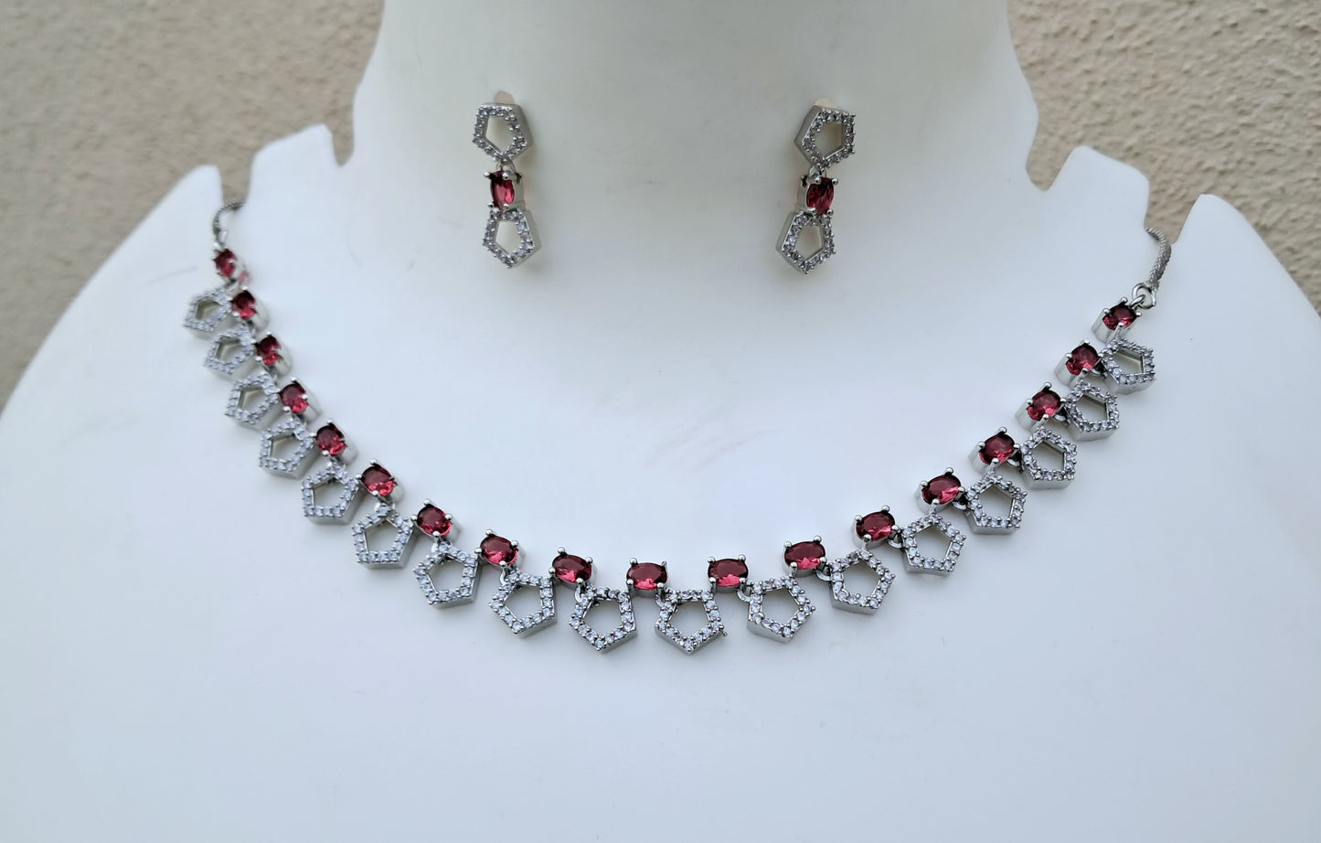 Cute AD Necklace set