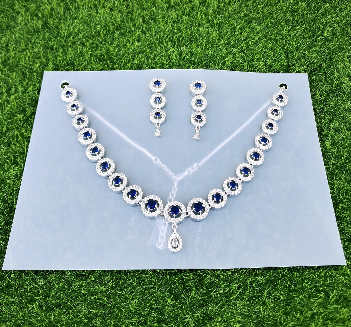 Gorgeous AD Necklace Set