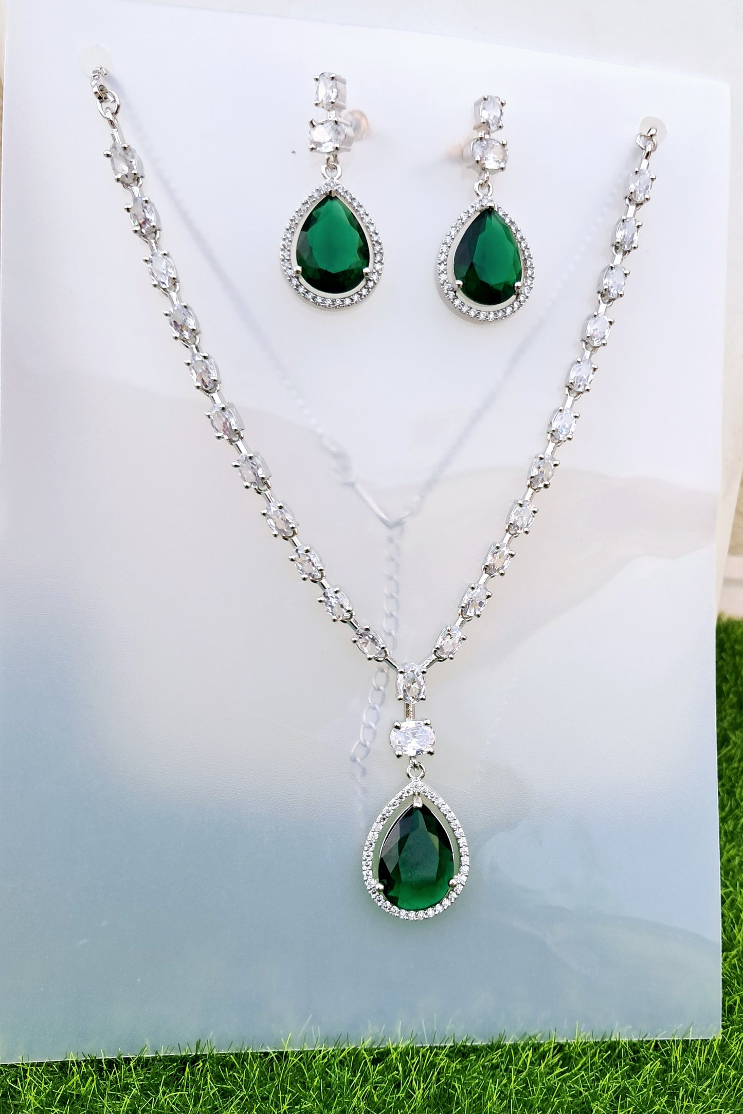 Elegant AD Necklace set