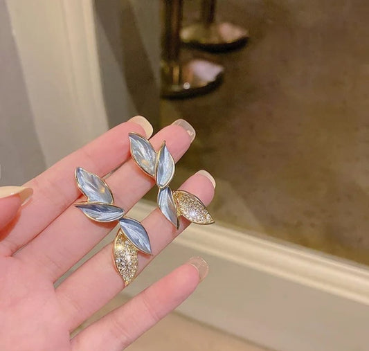 Lovely Leaf Themed Earrings